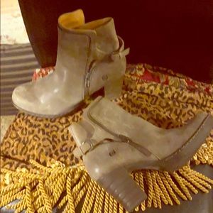Women’s Boots
